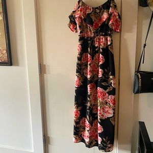 Floral cold shoulder maxi dress